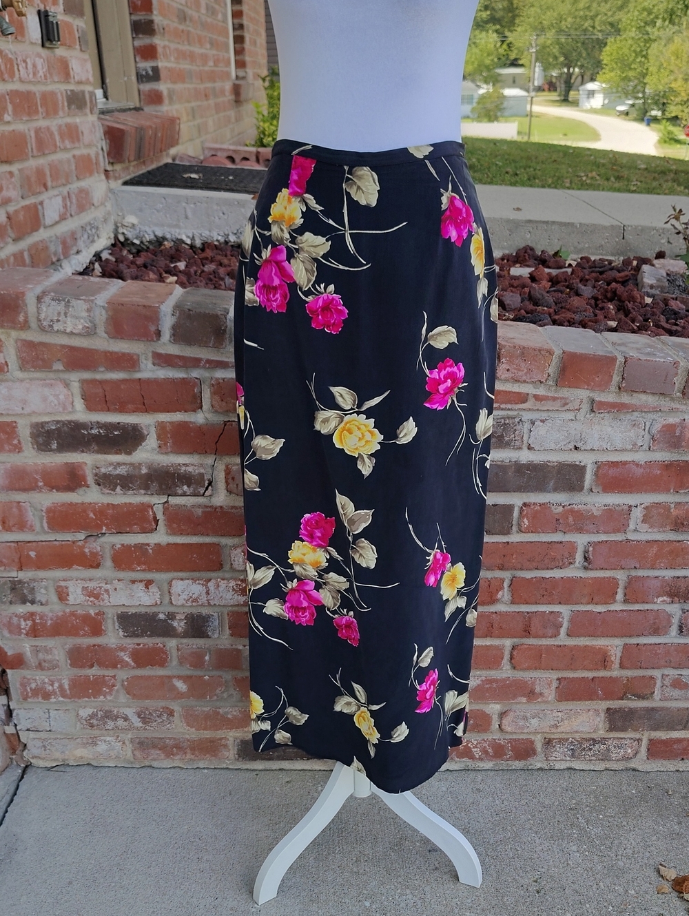 Vintage Casual Corner Silk Floral Back Slit Maxi Skirt Size 6 Bohemian 90s Fairy